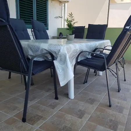 Agard * Brodarica (Sibenik-Knin)